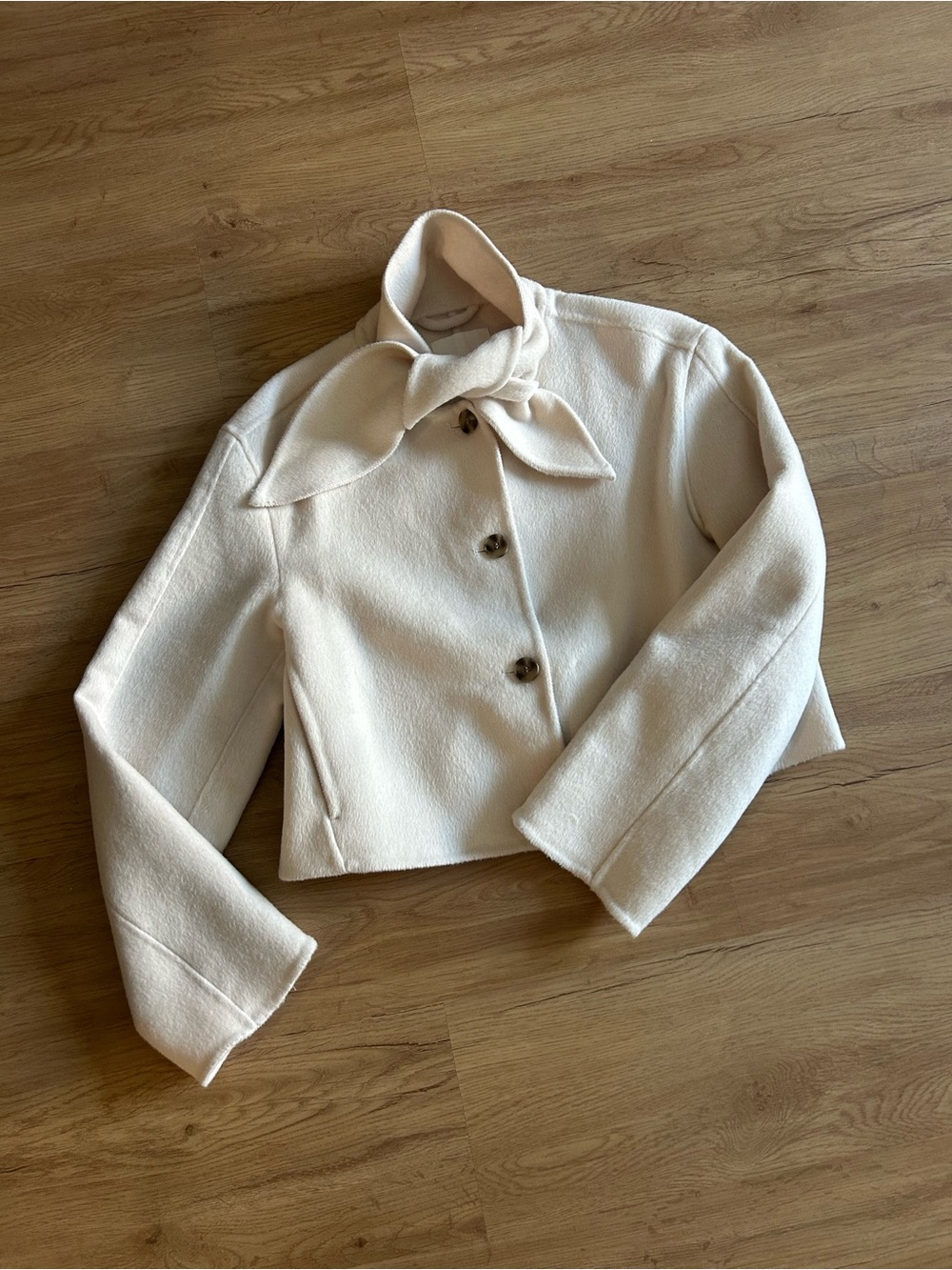 H&M cream wool-blend scarf-collar cropped jacket